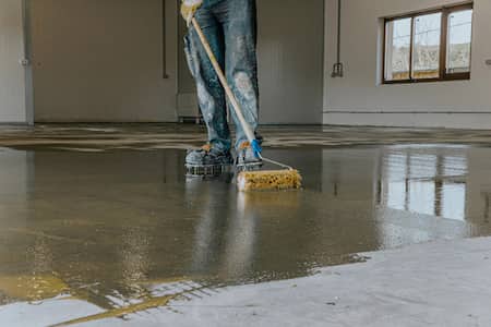 Choosing the Right Concrete Sealer: A Comprehensive Guide Thumbnail
